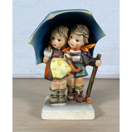 Hummel Goebel Stormy Weather #71 TMK4 Figurine – Boy & Girl Under Umbrella 6”