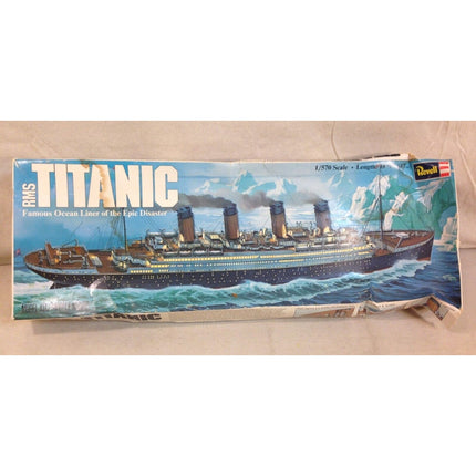 Vintage 1976 Revell RMS Titanic 1/570 Scale Model Kit – H-445