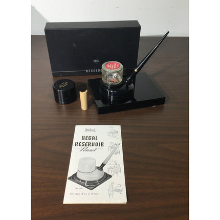 1940s Regal Reservoir Penset by Turner & Harrison – Unused w/ Box & Instructions