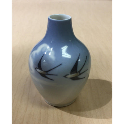 Royal Copenhagen Swallow Vase – 3 3/4" – Denmark Porcelain – Blue & White