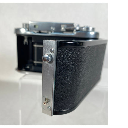 Akarex Rangefinder Camera – Schneider-Kreuznach Zenon 1:2/50 – Serviced