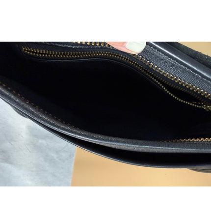 Vintage Coach Patricia’s Legacy #9951 Black Leather Crossbody Handbag