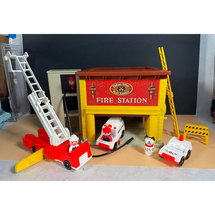 Fisher-Price Fire Station Complete with Original Box Vintage Play Family Toy