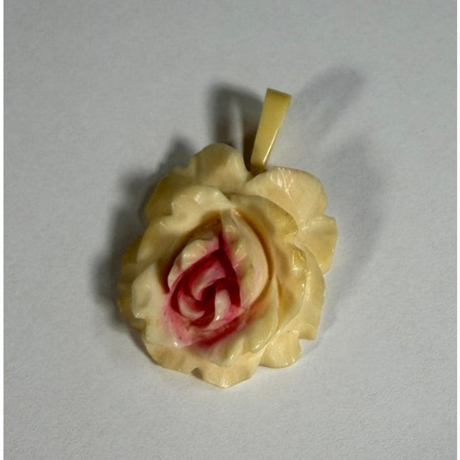 Vintage Resin Sculpted Flower Pendant Floral Jewelry Collectible