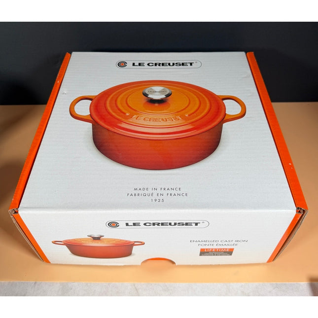 Le Creuset Signature Cast Iron 4.5 Qt Round Casserole Dutch Oven NIB
