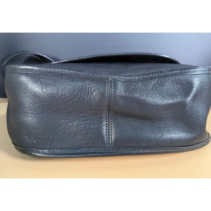 Vintage Coach Patricia’s Legacy #9951 Black Leather Crossbody Handbag