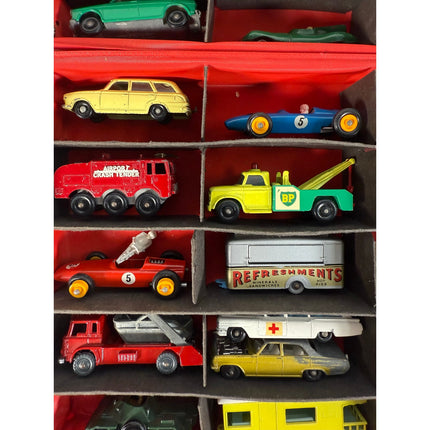 Vintage Mattel Miniature Cars Carry Case w/ 42 Matchbox Diecast Cars Toy Lot