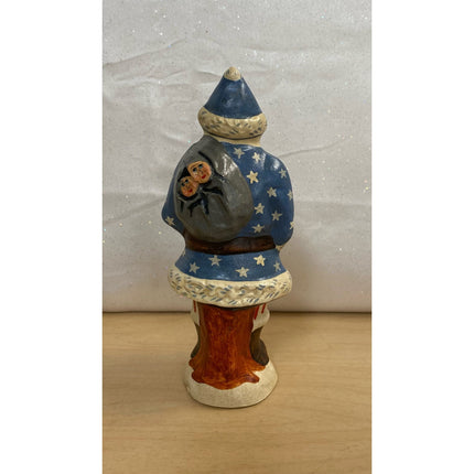 2002 Vallincourt Stars Santa #833 6.25" Porcelain Christmas Figurine