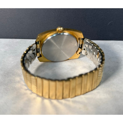 Budweiser Helbros 21 Jewel Self Winding Wristwatch — Running!