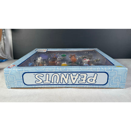 Peanuts A Charlie Brown Christmas Mini Figure Clip-On Keychain Collection NISB