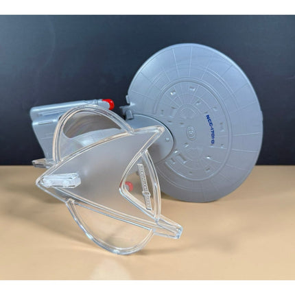 Star Trek The Next Generation Enterprise 1701-D Plastic CD Holder with OG Box