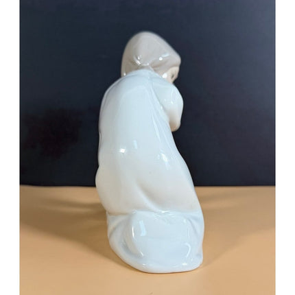 Lladro “Little Girl with Slippers” Figurine Porcelain Girl Statue Collectible 5"