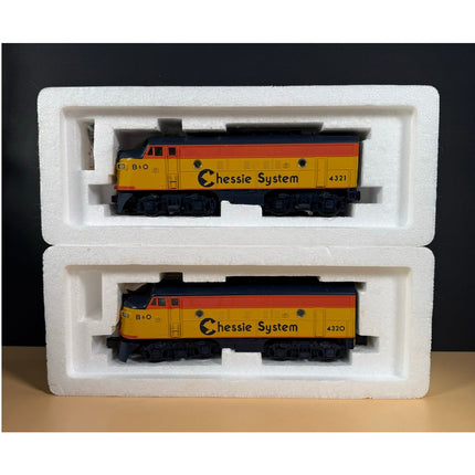 MTH RailKing Chessie F-3 Diesel Locomotive 30-2118-1 Powered 30-2119 Non-Powered