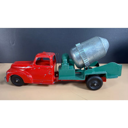 1950s Hubley #3 Kiddie Toy Cement Mixer Truck Diecast Red Green