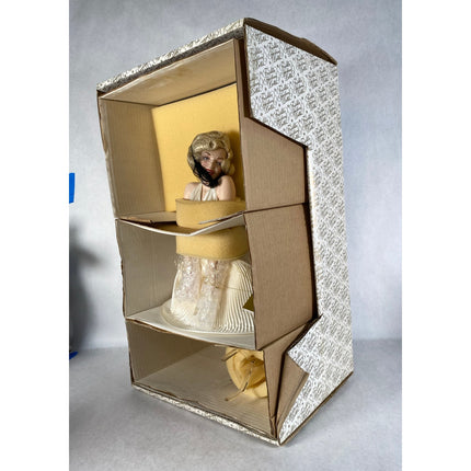 1991 Franklin Heirloom Marilyn Monroe Doll – “Seven Year Itch” 17" NIB