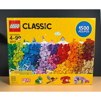 LEGO Classic 10717 Bricks Bricks Bricks NIB Building Set