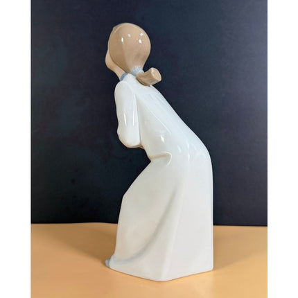 Hummelwerk Rex Valencia Girl Figurine Vintage Ceramic Lady Statue Collectible