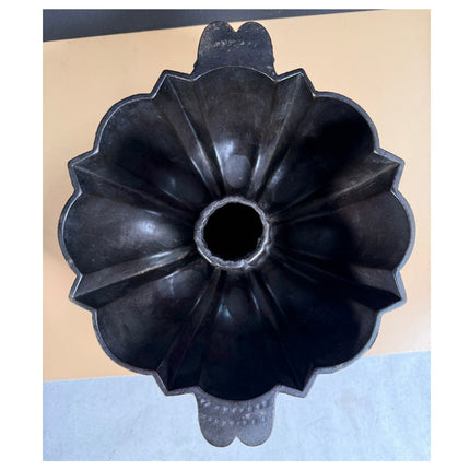 J.C. Roberts Bedford PA Cast Iron Bundt Cake Pan 11.5" Vintage Mold