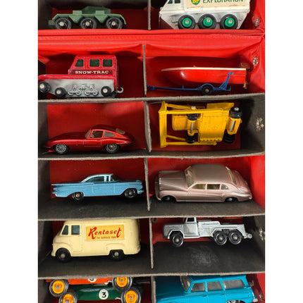 Vintage Mattel Miniature Cars Carry Case w/ 42 Matchbox Diecast Cars Toy Lot
