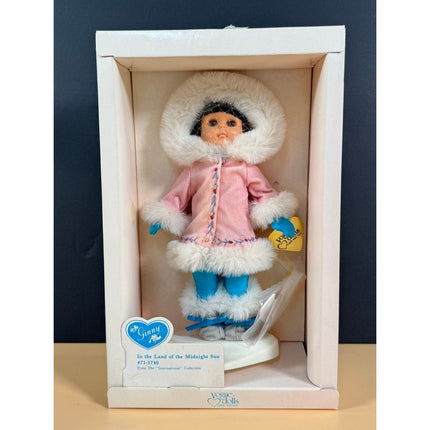 Vogue Ginny Doll In the Land of the Midnight Sun 8" 71-3740 Vintage Original Box