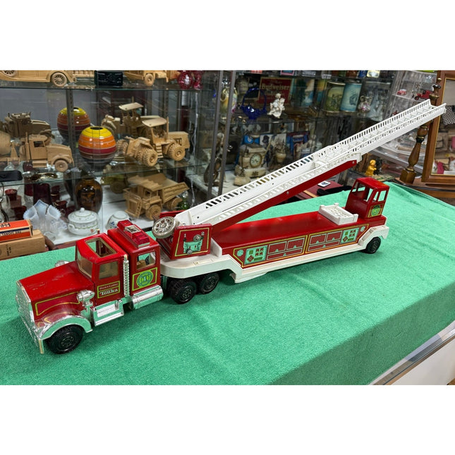Tonka No. 1 Hook and Ladder Fire Truck 33" Vintage 1970s 1980s Toy Truck