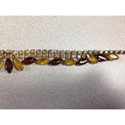 Beautiful Vintage Yellow & Amber Rhinestone Necklace