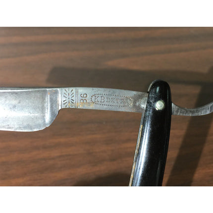 Krusius Bros KB Extra #86 Straight Razor – w/ Case & Sharpening Stone