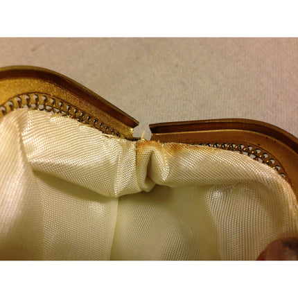 Vintage Whiting & Davis White Mesh Coin Purse Goldtone Frame w/ Wrist Strap USA