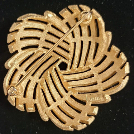 Vintage Crown Signed Trifari Gold Tone Bow Brooch