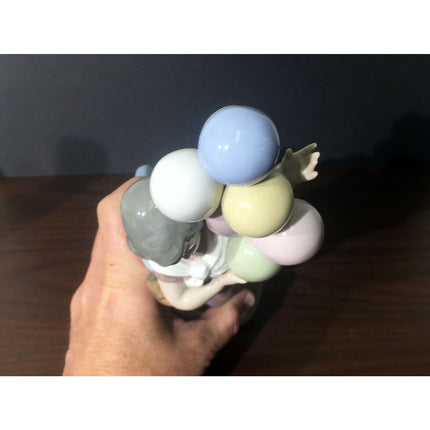 Lladro #5141 “Balloon Seller” Porcelain Figurine Spain 1982 Retired Collectible