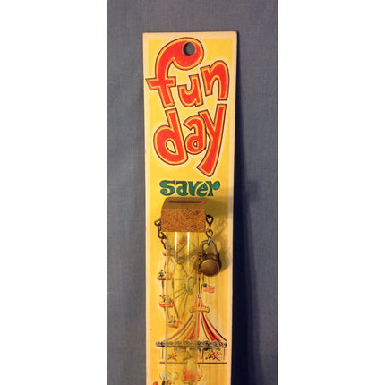 Fun Day Saver Tube Coin Bank with Lock & Key – 1974 “Coin Catchers”