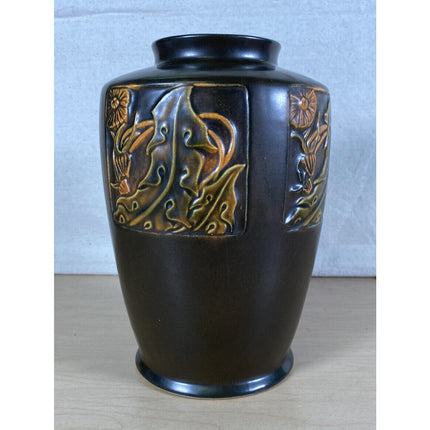 Roseville Rosecraft Panel Vase – 1920’s Pottery – 9” Tall