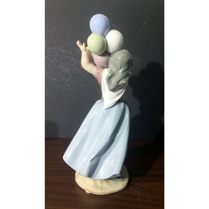 Lladro #5141 “Balloon Seller” Porcelain Figurine Spain 1982 Retired Collectible