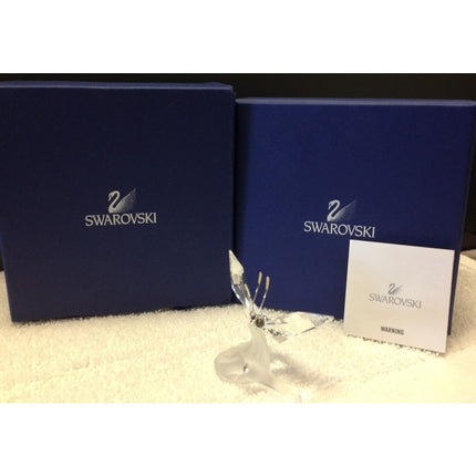 Swarovski Crystal Butterfly on Frosted Leaf Figurine #0182920 w/ Original Box
