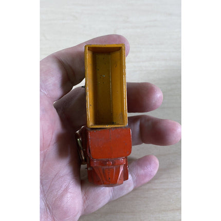 Tootsietoy 1930’s Dump Truck – Vintage 3 1/4" Diecast Toy Vehicle