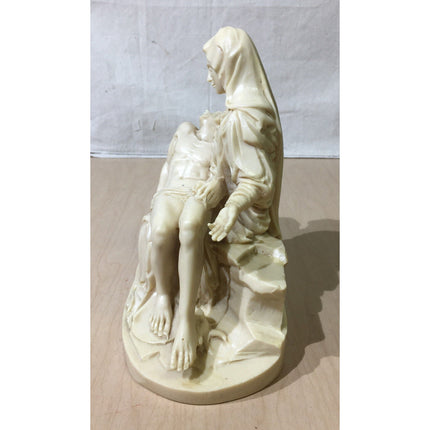 Vintage I.A.T. La Pietà Statue – Mary Holding Jesus Figurine 8.5" Religious