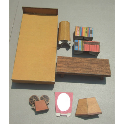 1962 Barbie’s Dreamhouse with Furniture #816