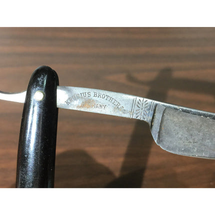 Krusius Bros KB Extra #86 Straight Razor – w/ Case & Sharpening Stone